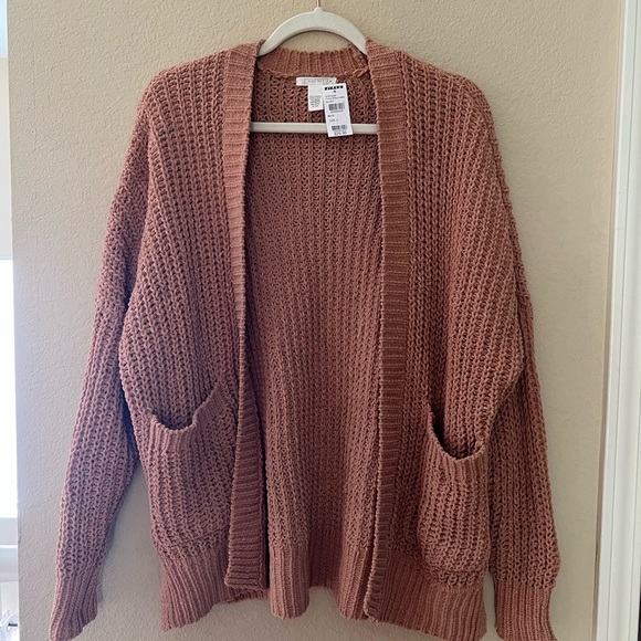 Tilly's Sweaters - tillys knit cardigan